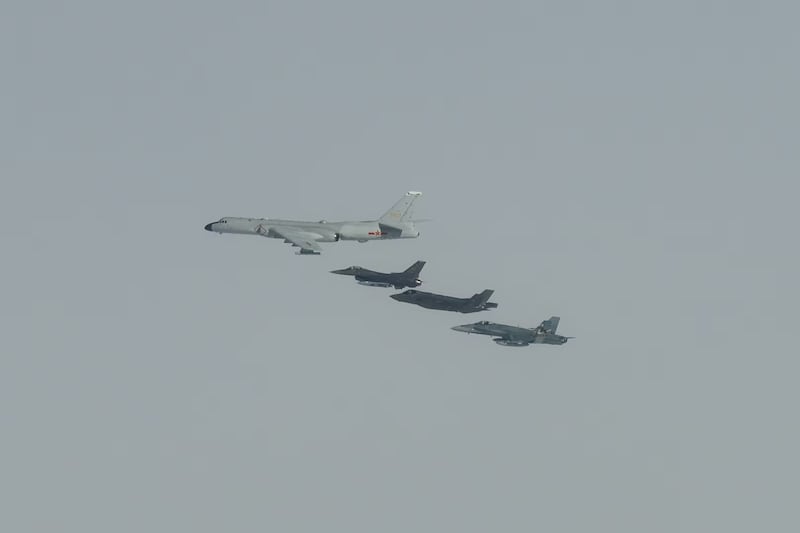 北美空防司令部7月24日監測中俄轟炸機編隊迫近阿拉斯加。(北美空防司令部官網)