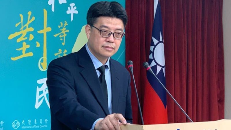 陆委会发言人邱垂正26日回应温起锋被遣送案。(记者夏小华摄)