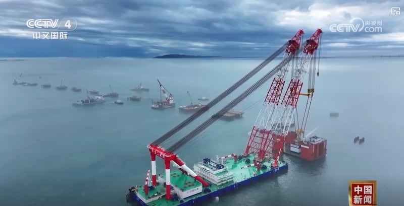 今年3月厦金大桥(厦门段)大规模展开桥梁装配化施工。